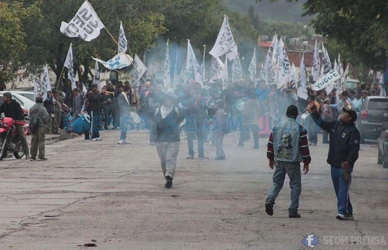 FGE marcha 04 marzo 01