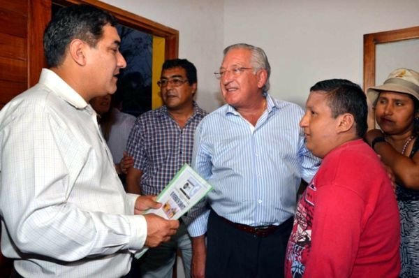 fellner-entrega casas caimancito