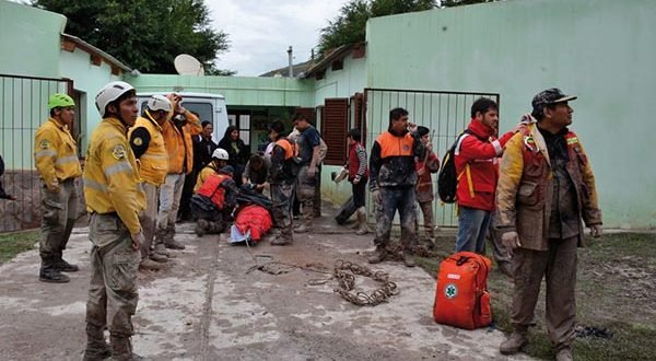 volcan alud emergencia