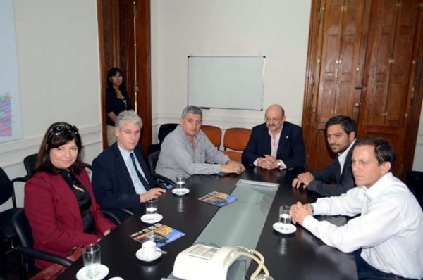 alberto matuk-adajus