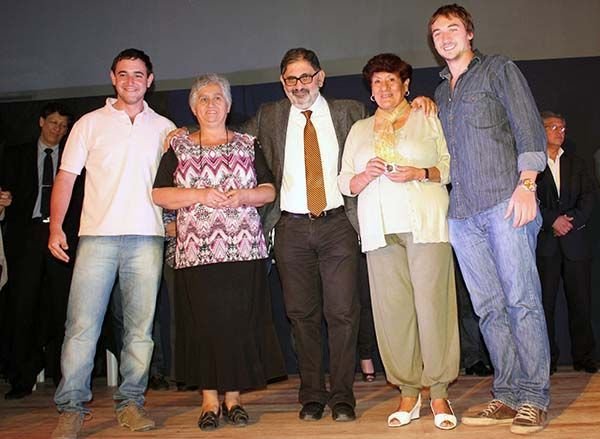 chuli-medallas empleados