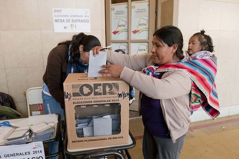 bolivia-elecciones-escuela normal