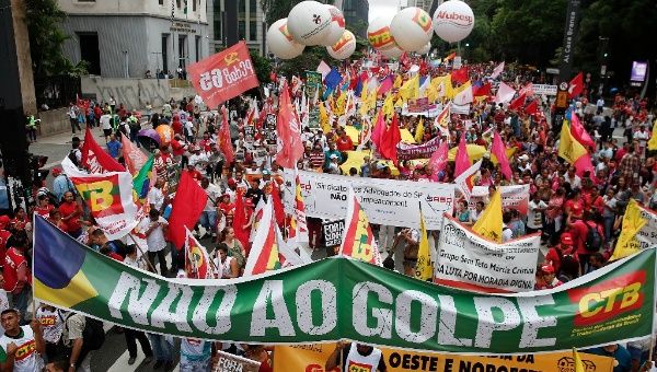 brasil marcha por dilma AP