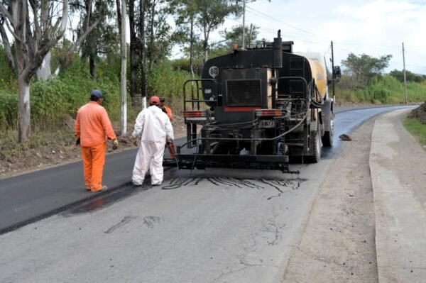 Las obras de arreglo de la ruta provincial N°4 están en el tramo norte